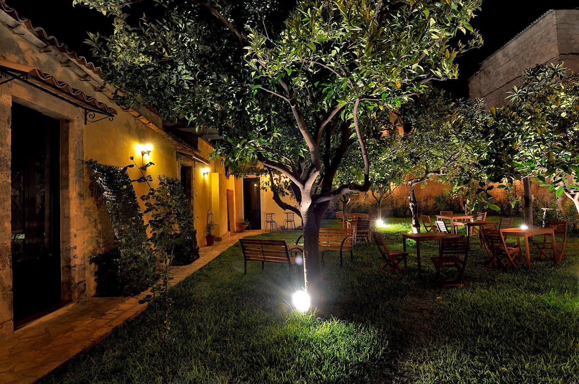 Bed and Breakfast Il Giardino Del Barocco Noto Exteriér fotografie